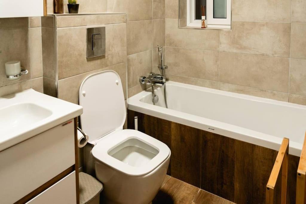 Luxurious & Stylish Penthouse With Private Pool Apartment Msida Luaran gambar