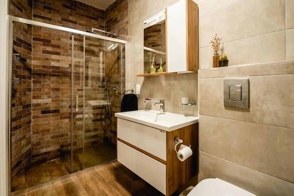 Luxurious & Stylish Penthouse With Private Pool Apartment Msida Luaran gambar